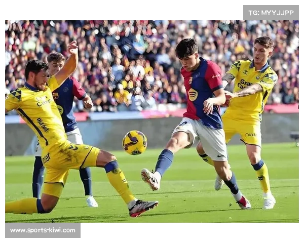 海伦芬冲击欧协联附加赛末轮力克劲敌全力以赴 海伦芬冲击欧协联附加赛末轮力克劲敌全力以赴